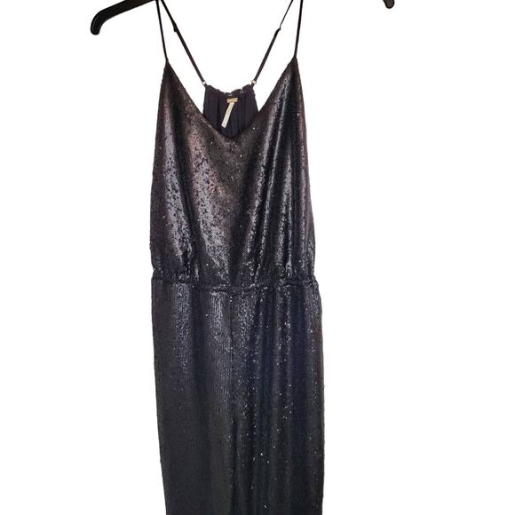 Free People black all over sequin slouchy vneck spaghetti strap jumpsuit Size XS - Picture 2 of 9